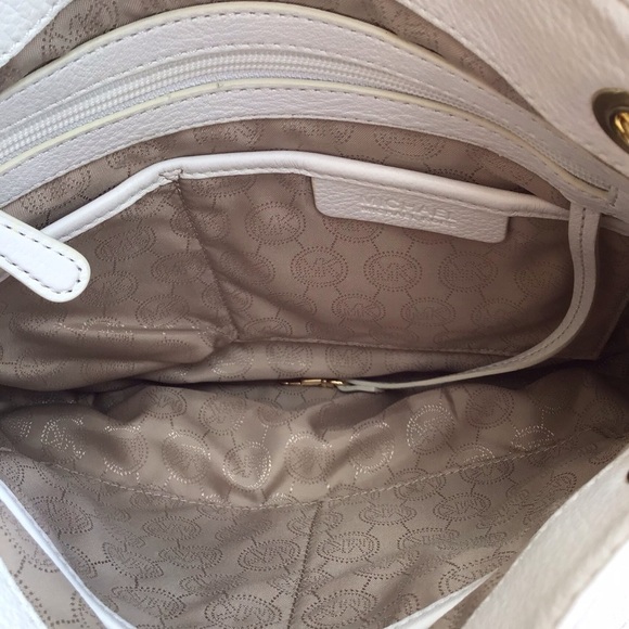 Michael Kors White Leather Jet Set Chain Shoulder Bag